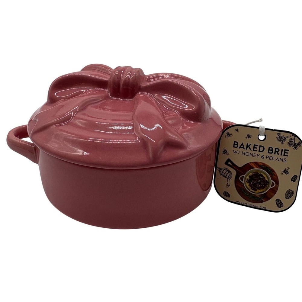 Wild Eye Designs Baked Brie Dish Pink New Bow Lid Ceramic Bake NWT